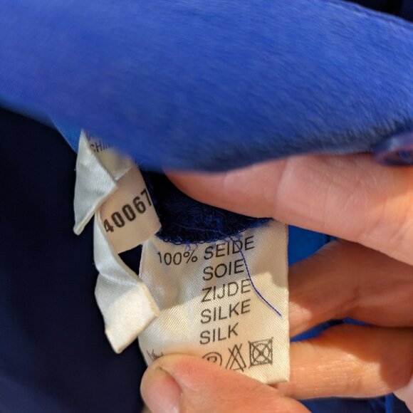 Gorgeous Royal Blue Silk Blouse - Picture 6 of 6